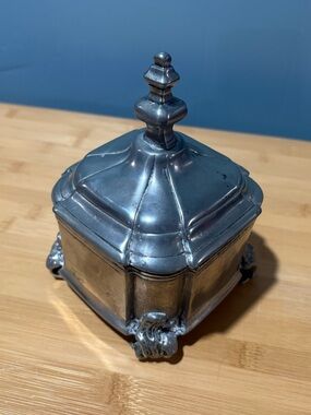 Vintage 1989 Pewter Tea Tobacco Box Caddy